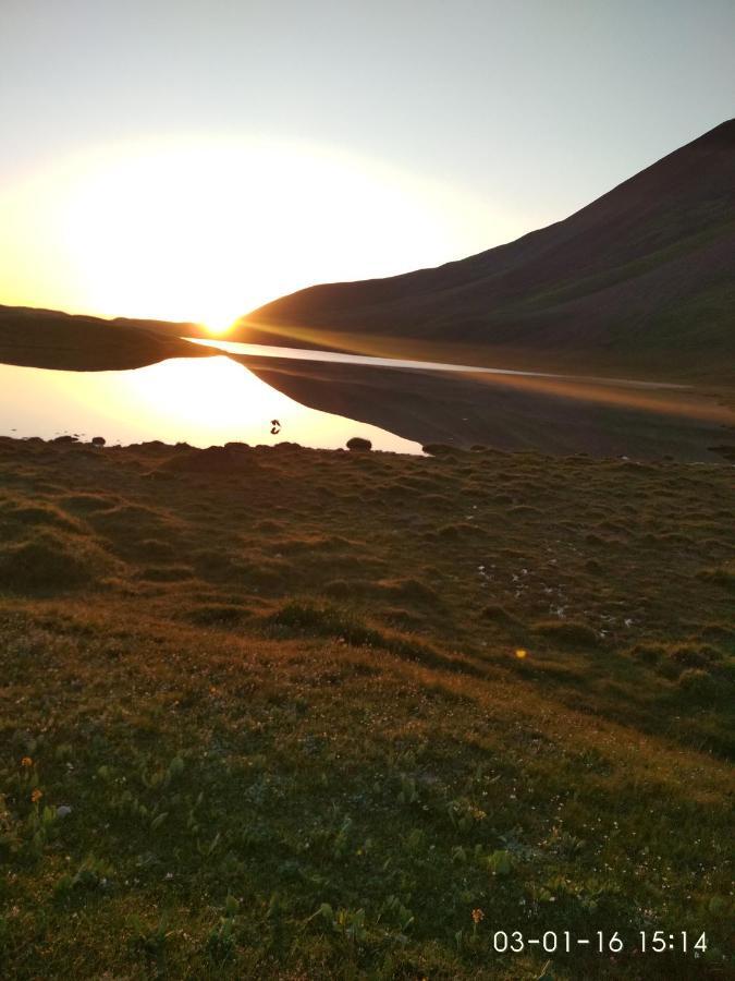 Pamir Nomad Yurt Camp Hotel Kara-Kavak Екстериор снимка