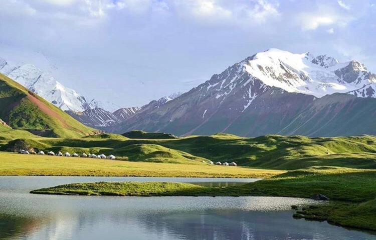Pamir Nomad Yurt Camp Hotel Kara-Kavak Екстериор снимка